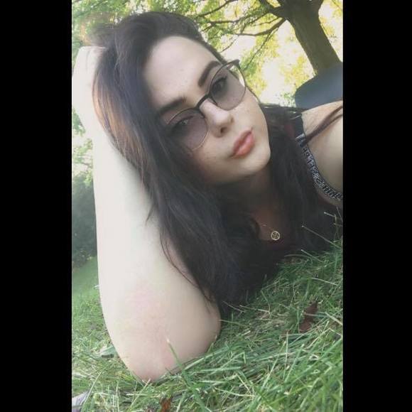 chloelavaughn